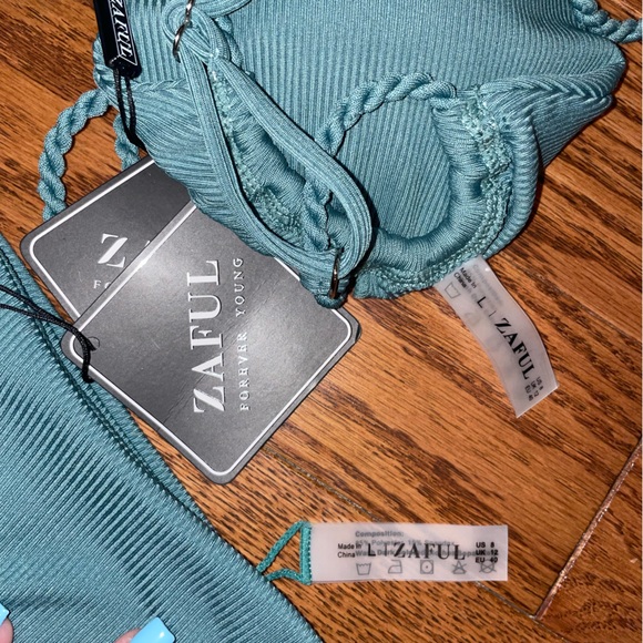 Green Zaful Bikini - Picture 3 of 3